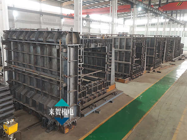 顶进综合管廊模具