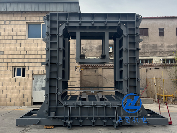 兰太高速应用翻转式工法 提升装配式综合管廊模具施工质量