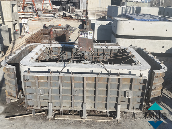地下综合管廊顶管模具洞口加固与止水施工管控